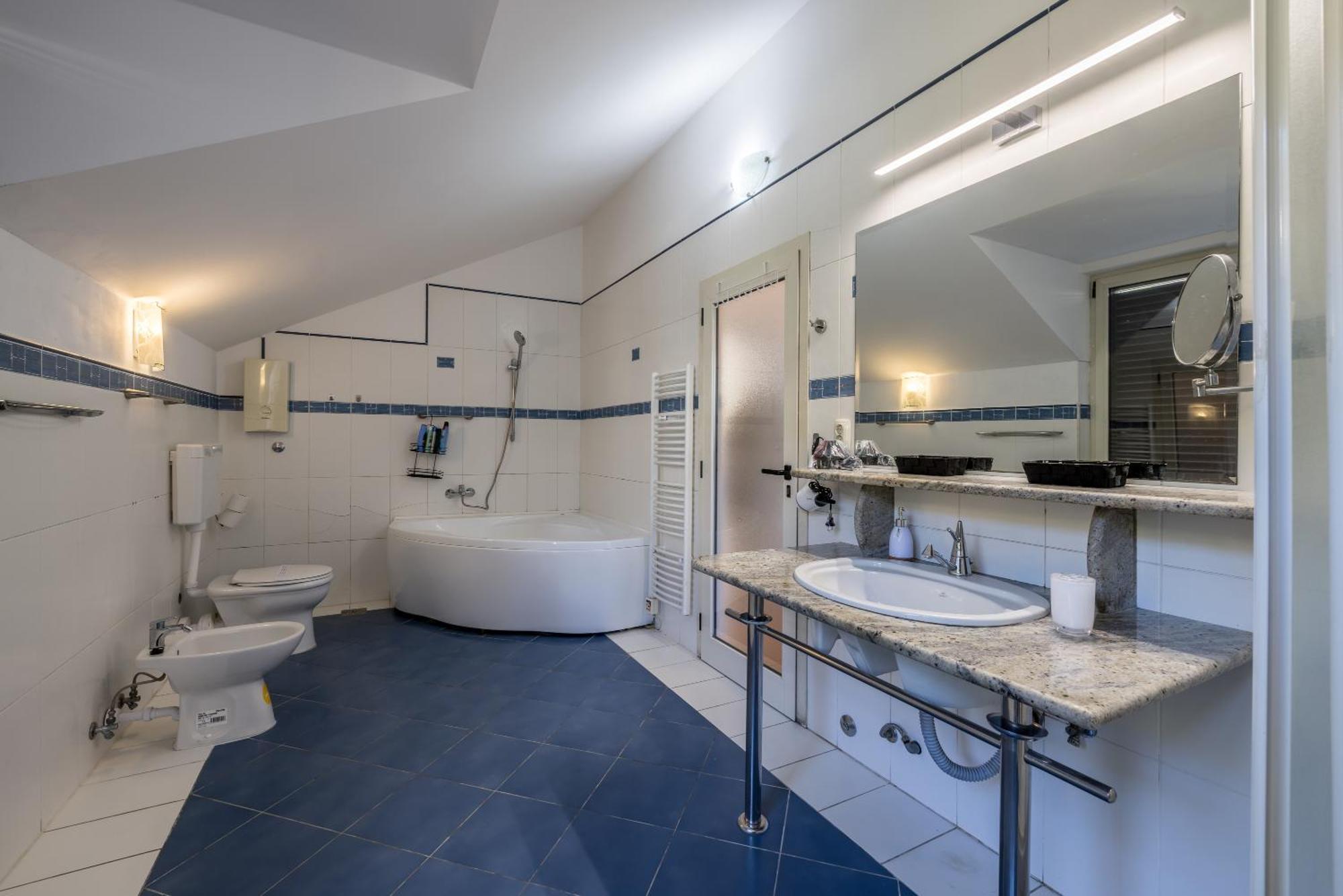 Urban Utopia Penthouse With Private Parking Split Dış mekan fotoğraf