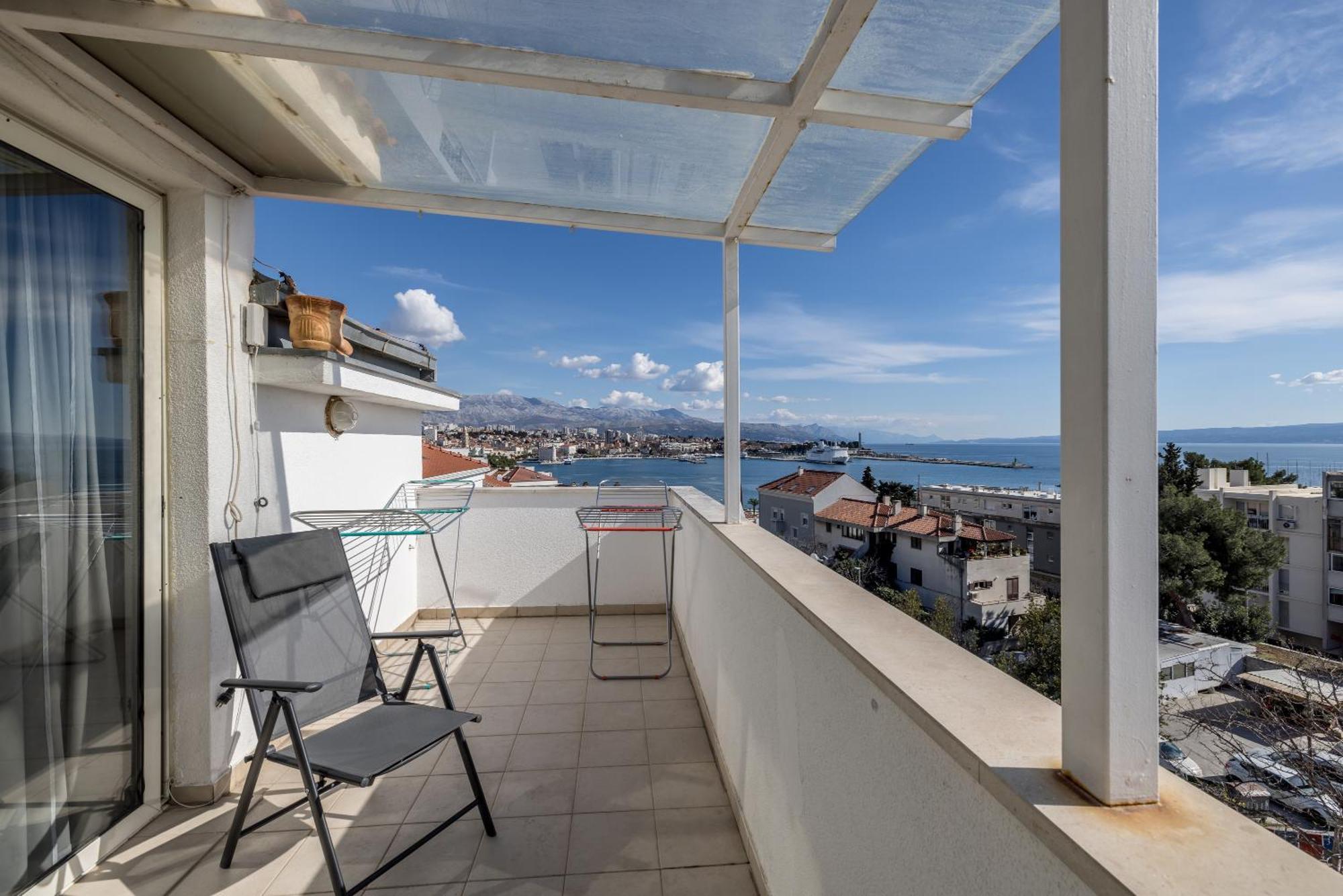 Urban Utopia Penthouse With Private Parking Split Dış mekan fotoğraf
