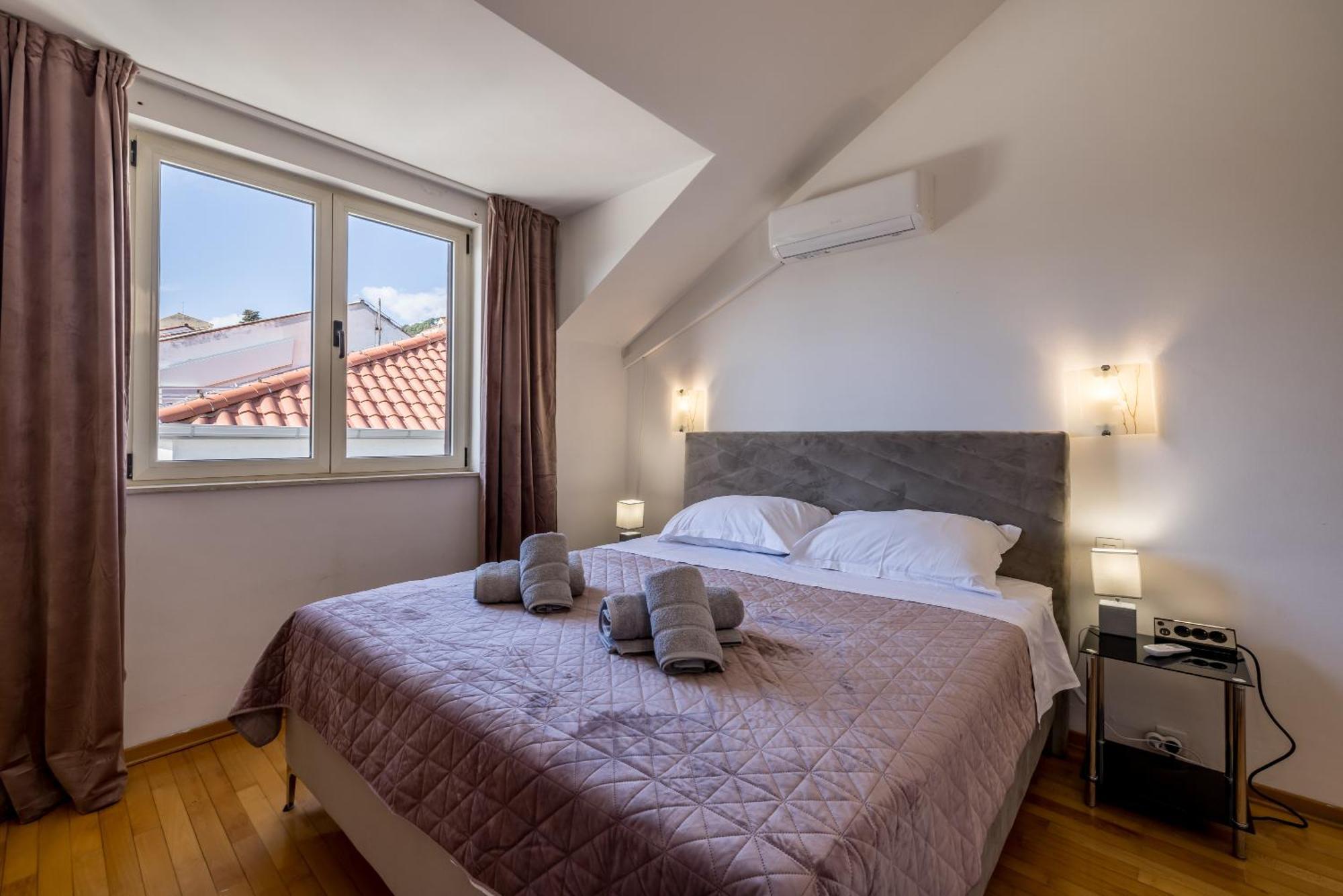 Urban Utopia Penthouse With Private Parking Split Dış mekan fotoğraf