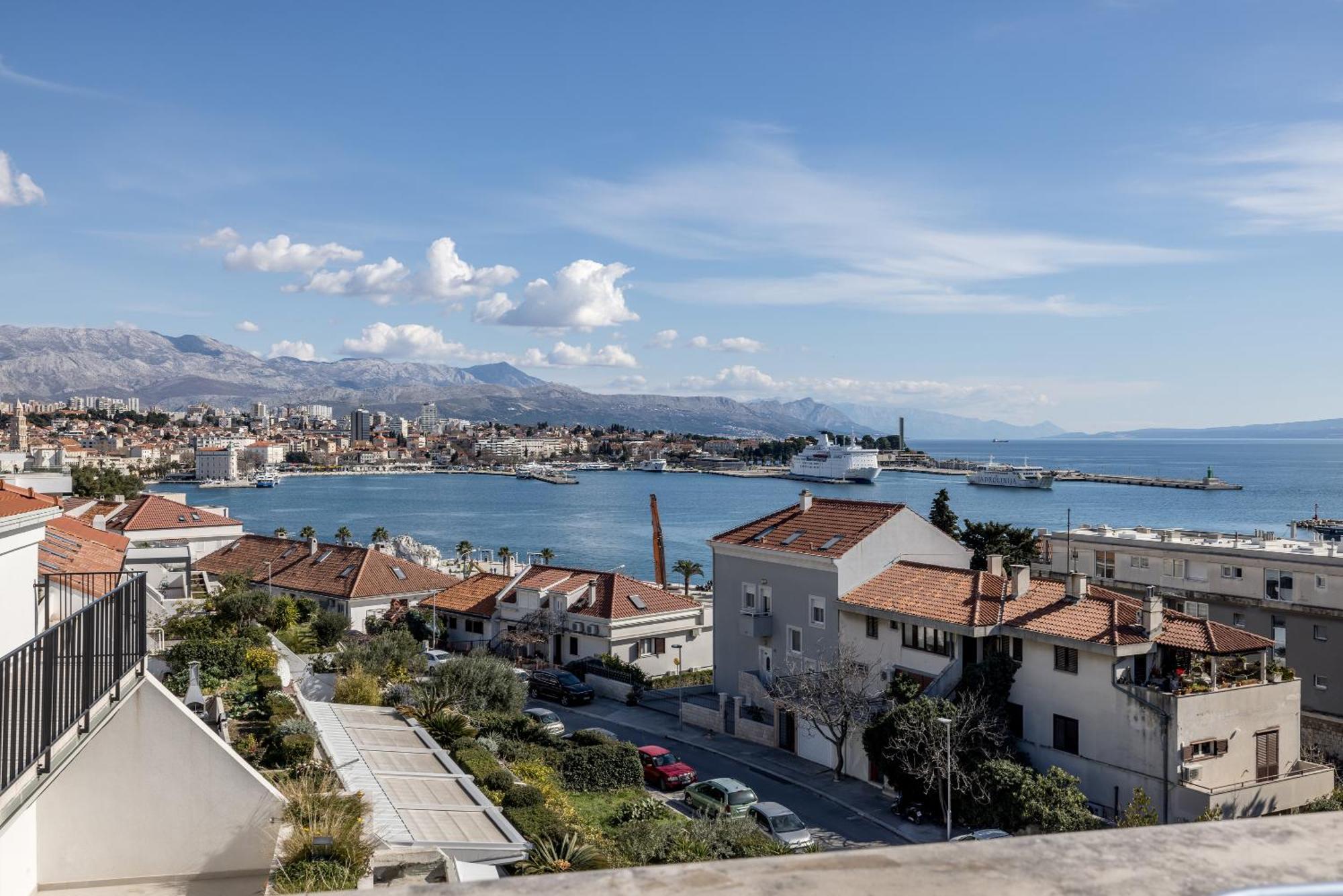 Urban Utopia Penthouse With Private Parking Split Dış mekan fotoğraf